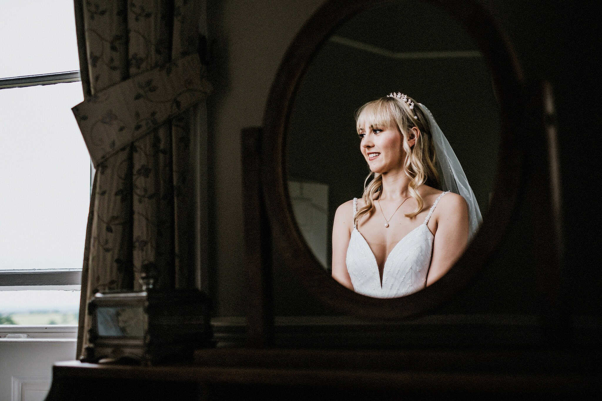 Chris and Leanne's Middleton Lodge Main House wedding photography by North East wedding photographer Andy Turner