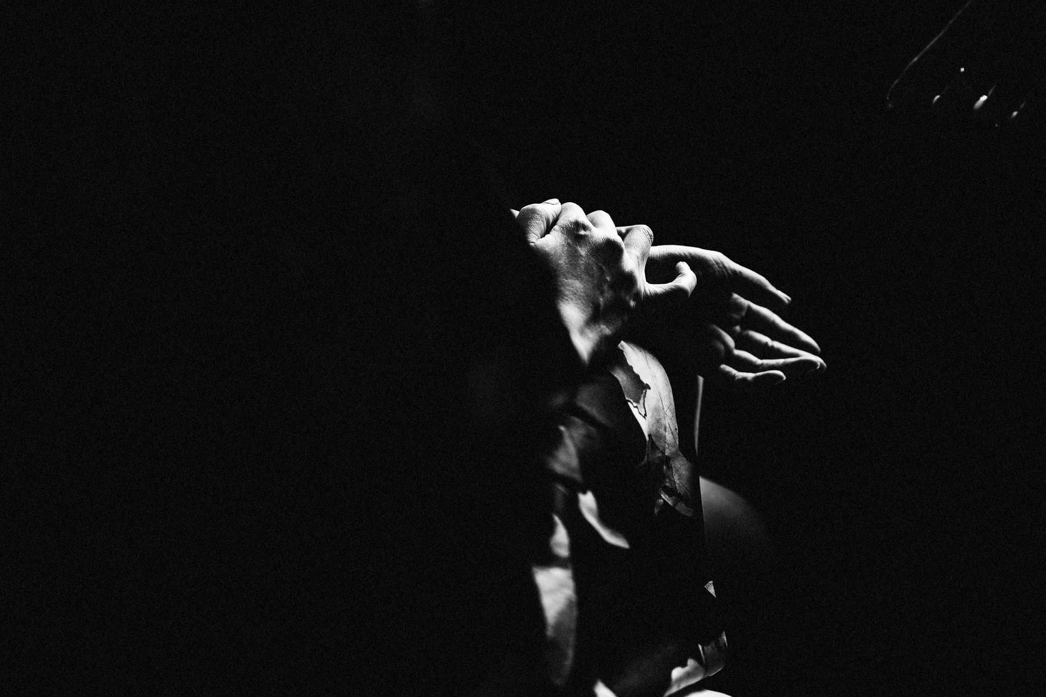 A London wedding in Chelsea Old Town Hall and Cavalry & Guards Club by UK wedding photographer Andy Turner