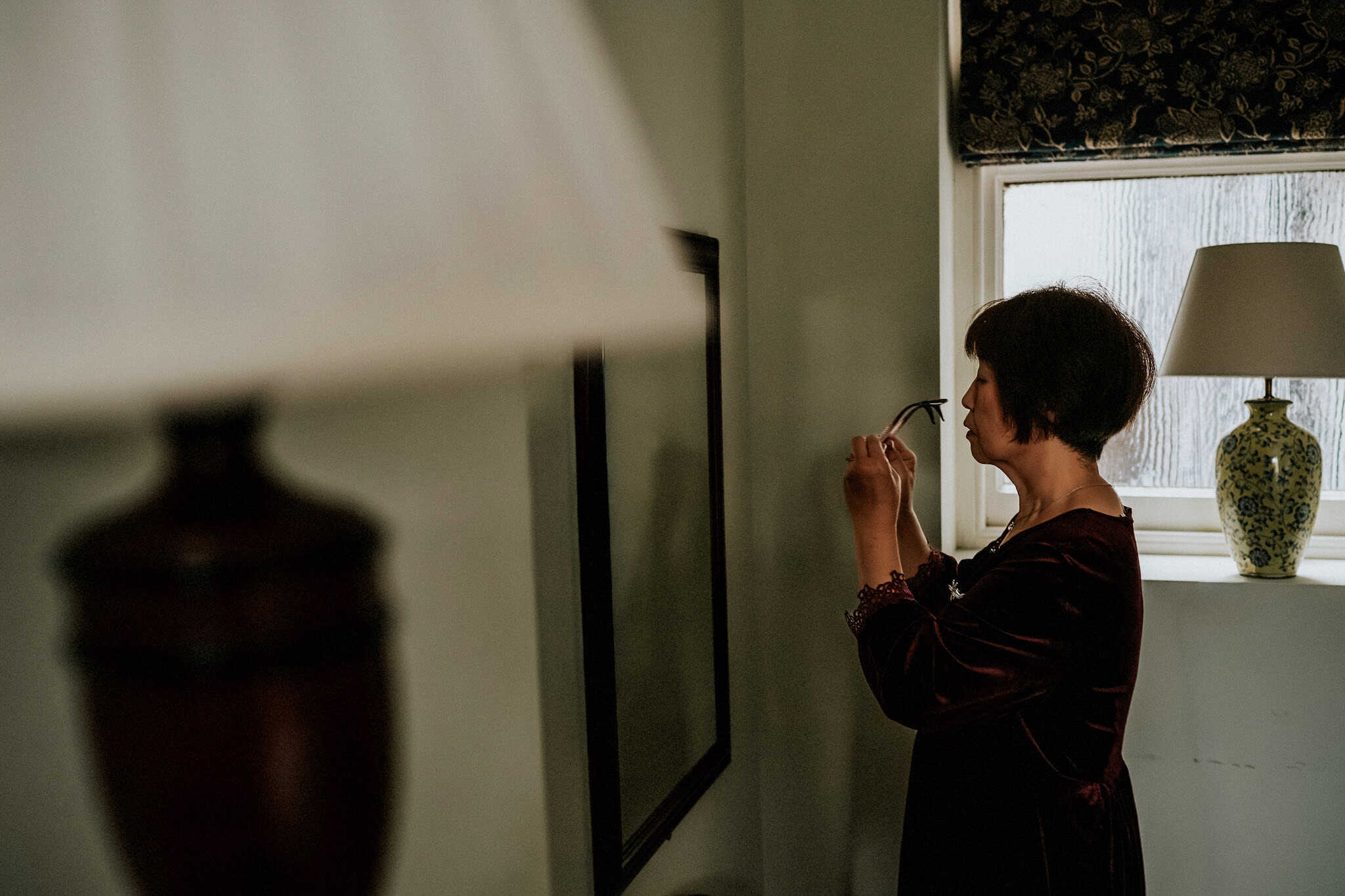 A London wedding in Chelsea Old Town Hall and Cavalry & Guards Club by UK wedding photographer Andy Turner