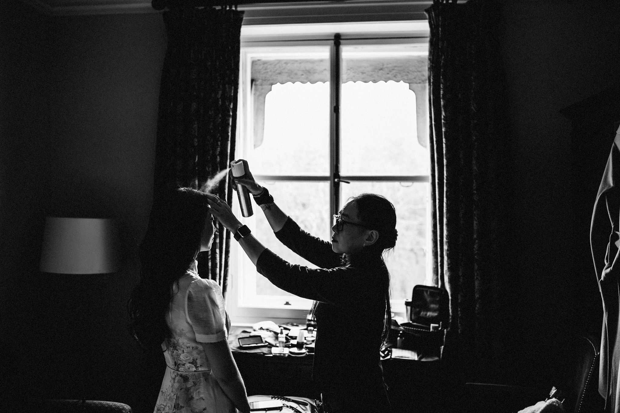 A London wedding in Chelsea Old Town Hall and Cavalry & Guards Club by UK wedding photographer Andy Turner