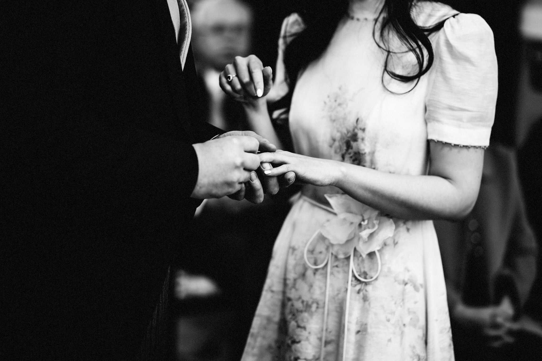 A London wedding in Chelsea Old Town Hall and Cavalry & Guards Club by UK wedding photographer Andy Turner