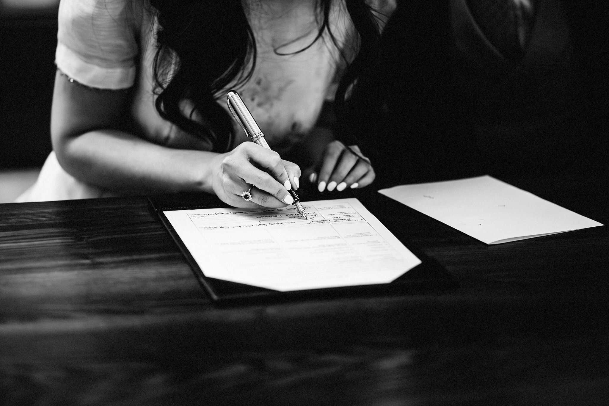 A London wedding in Chelsea Old Town Hall and Cavalry & Guards Club by UK wedding photographer Andy Turner