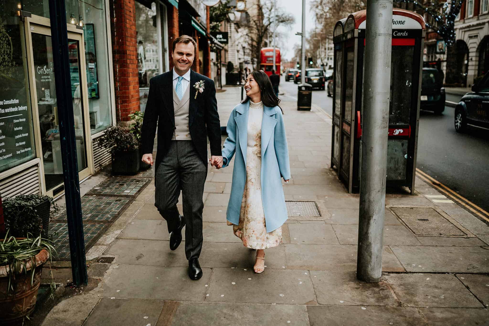 A London wedding in Chelsea Old Town Hall and Cavalry & Guards Club by UK wedding photographer Andy Turner
