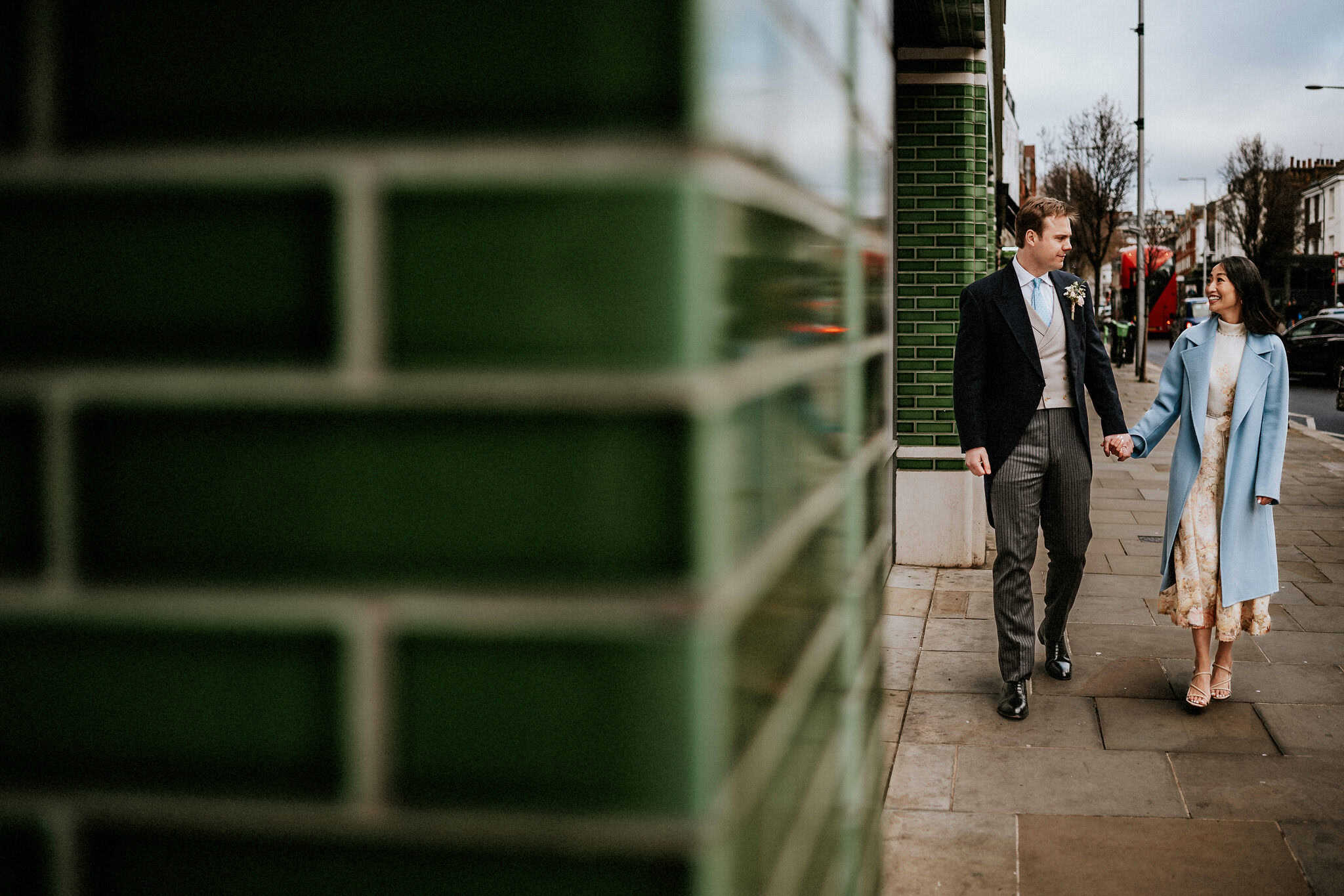 A London wedding in Chelsea Old Town Hall and Cavalry & Guards Club by UK wedding photographer Andy Turner