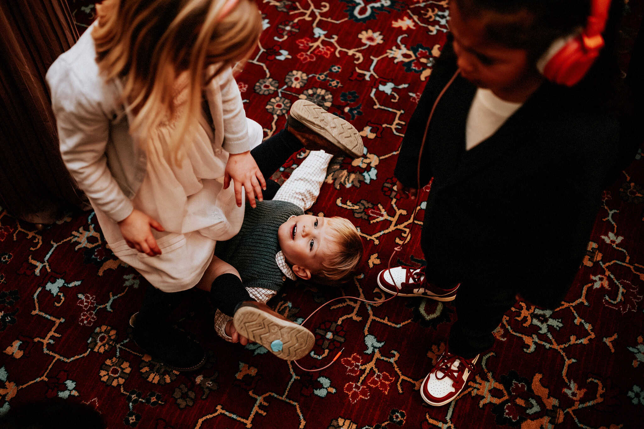 A London wedding in Chelsea Old Town Hall and Cavalry & Guards Club by UK wedding photographer Andy Turner