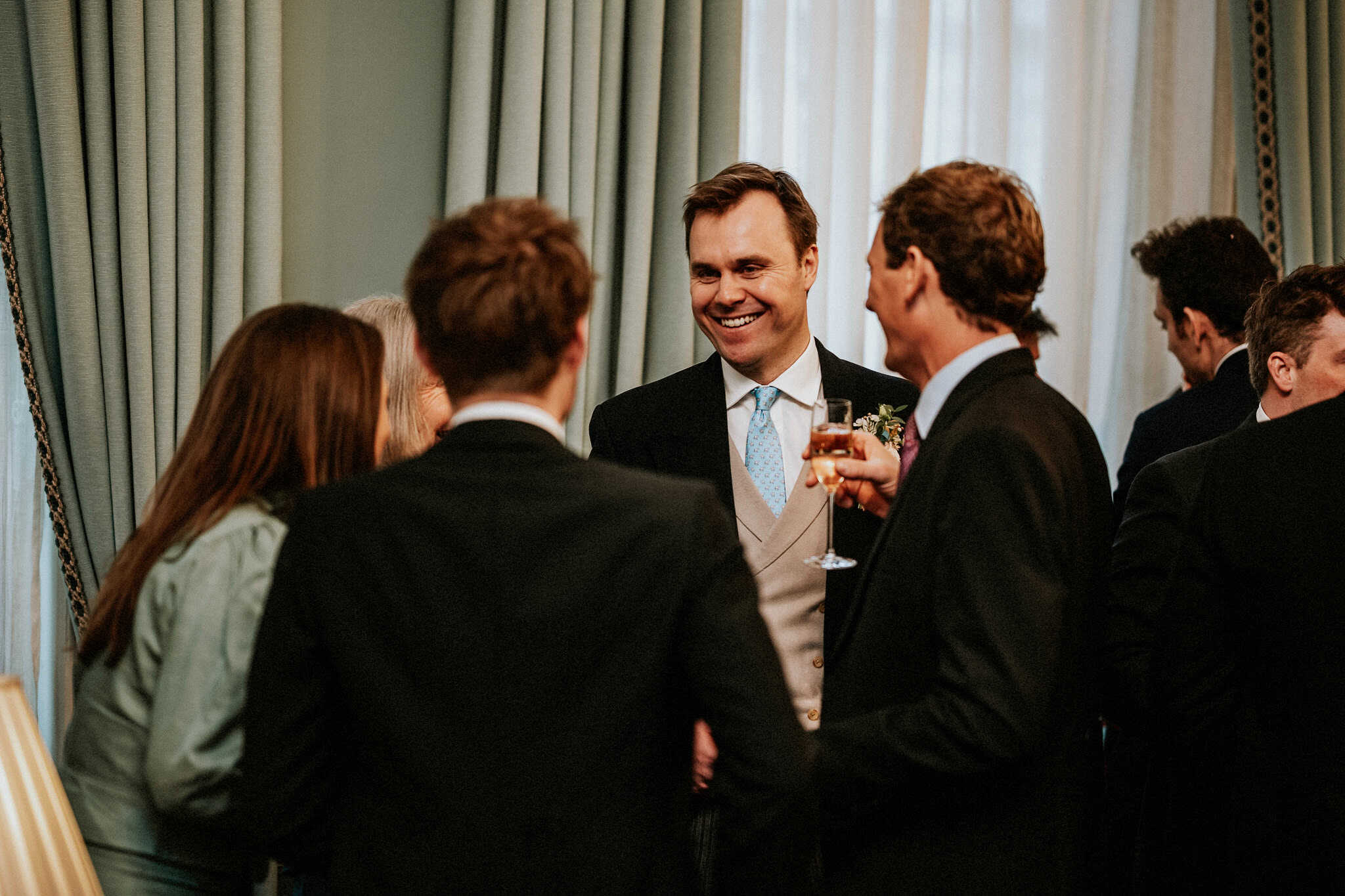 A London wedding in Chelsea Old Town Hall and Cavalry & Guards Club by UK wedding photographer Andy Turner