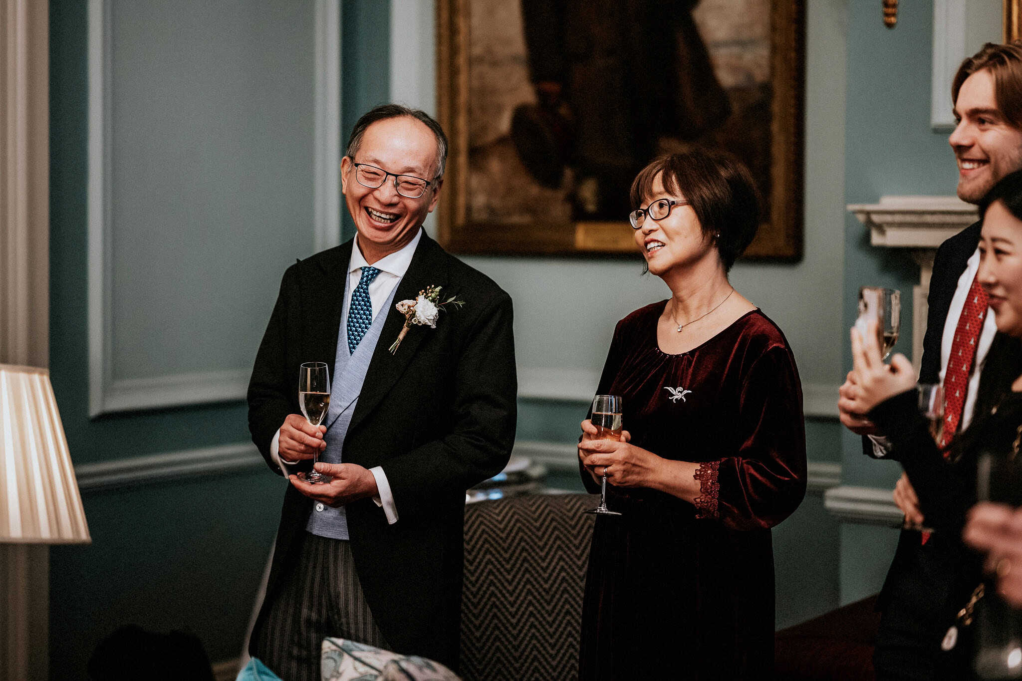 A London wedding in Chelsea Old Town Hall and Cavalry & Guards Club by UK wedding photographer Andy Turner