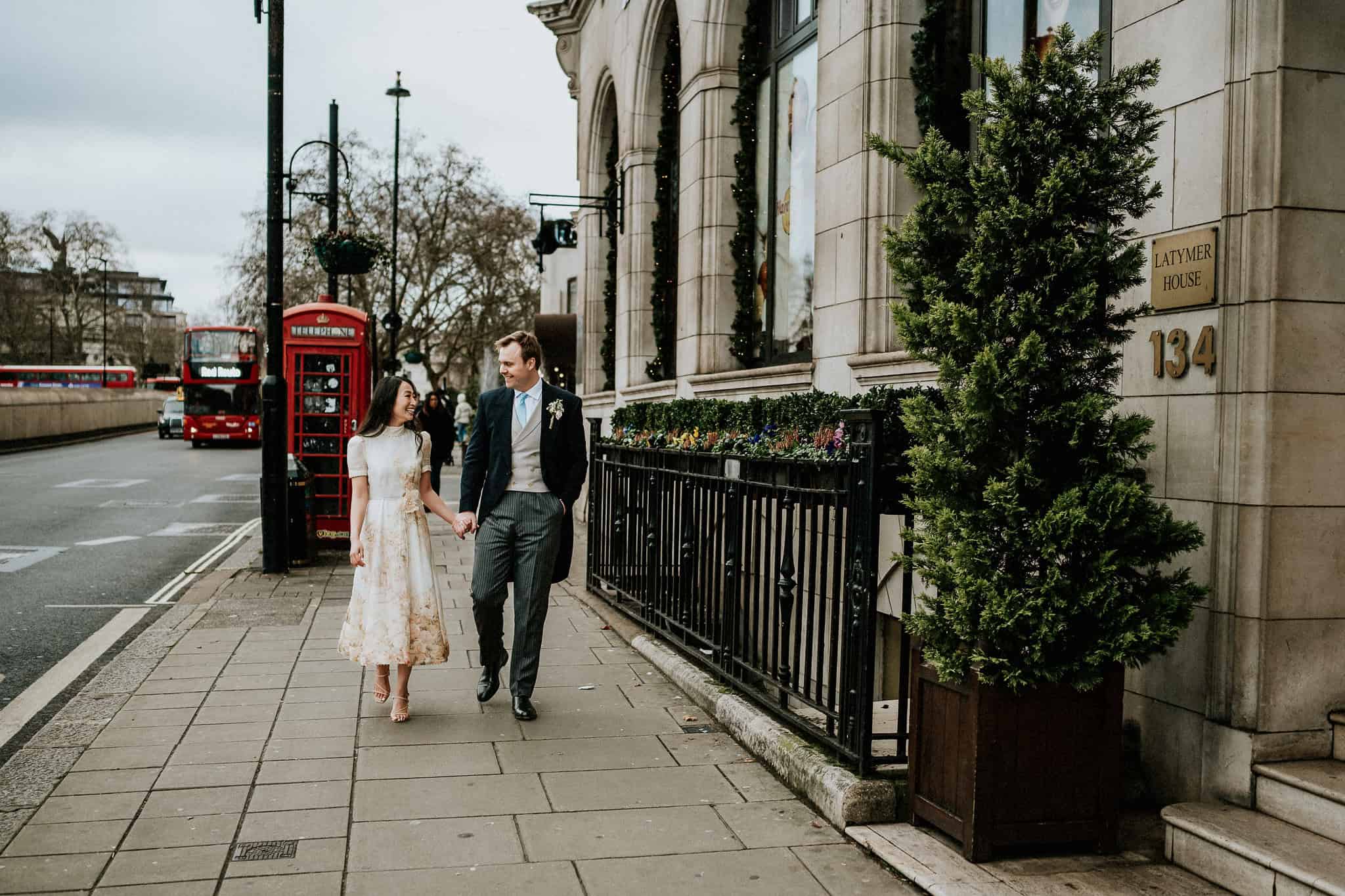 A London wedding in Chelsea Old Town Hall and Cavalry & Guards Club by UK wedding photographer Andy Turner